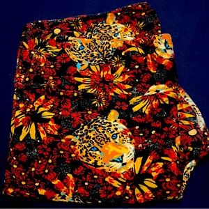 Lularoe leggings. Tall and curvy